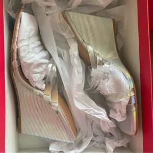 Shoe Dazzle Silver Iridescent Wedges